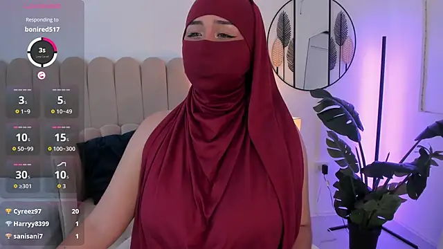 Pertunjukan Kamera Web _Amirah