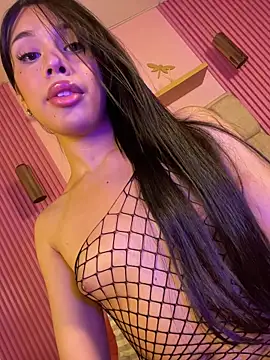 DollCamila Adlı Modelin Web Kamerası Şovu