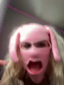 Webkamerová show SexySkiBunny