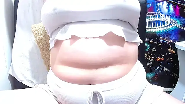 tila_nastyyのライブXXXチャット