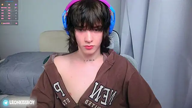 LeonBoykisser Webcamshow