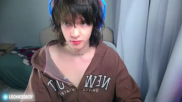 LeonBoykisser Pertunjukan Webcam