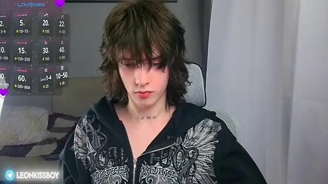 عرض كام LeonBoykisser