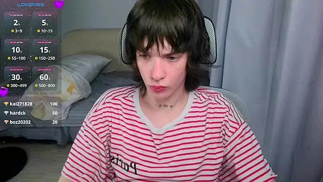 عرض كام LeonBoykisser