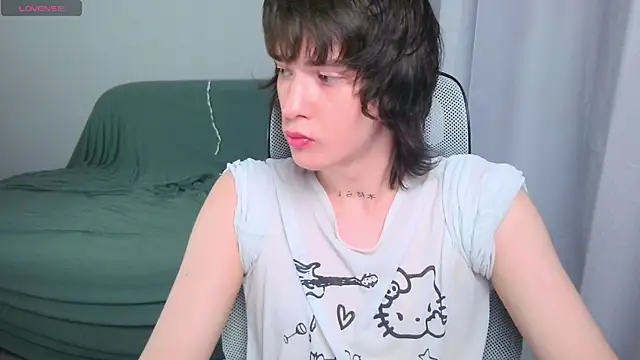 LeonBoykisser Шоу с уебкамера