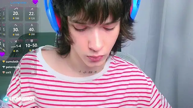 LeonBoykisser's Webcam Show