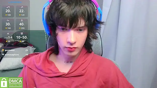 Show modela LeonBoykisser na web-kameri