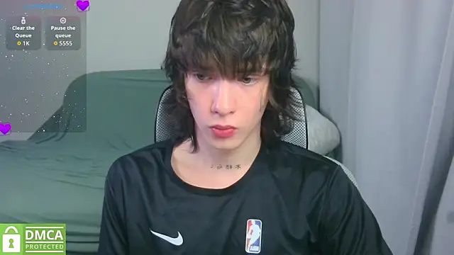 LeonBoykisser – Kamerová šou