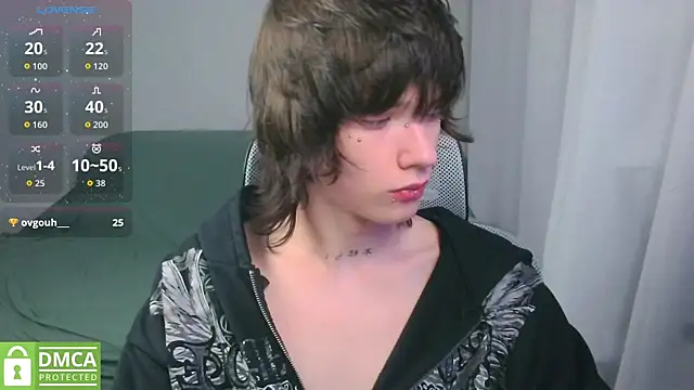 LeonBoykisser Pertunjukan Webcam