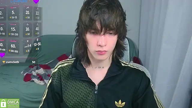 LeonBoykisser's Webcam Show