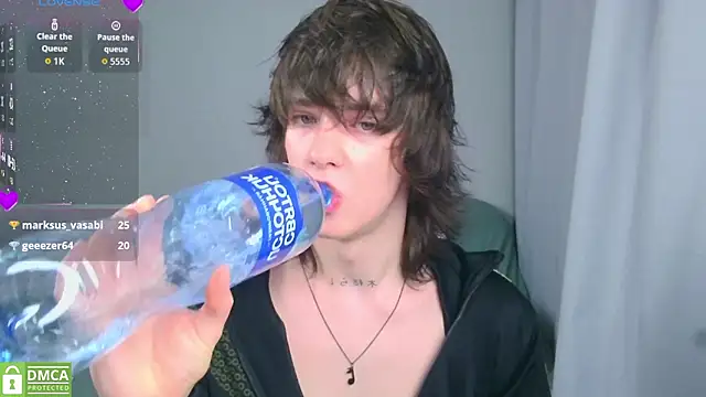 โชว์เว็บแคมของ LeonBoykisser