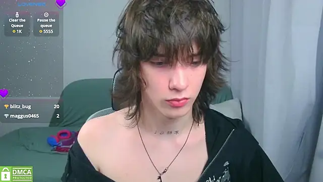 LeonBoykisser's Webcam Show