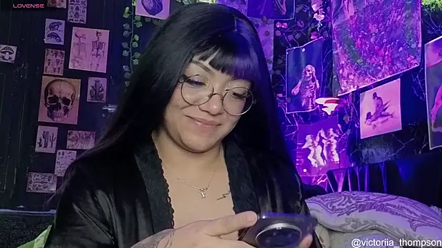 Chat +18 de victoriia_thompson ao vivo