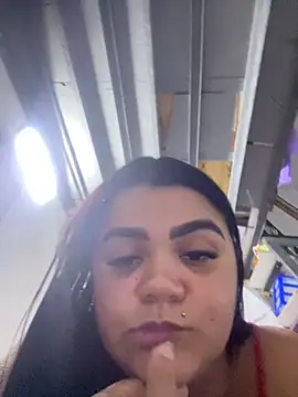 Show de MorenaCariok na webcam
