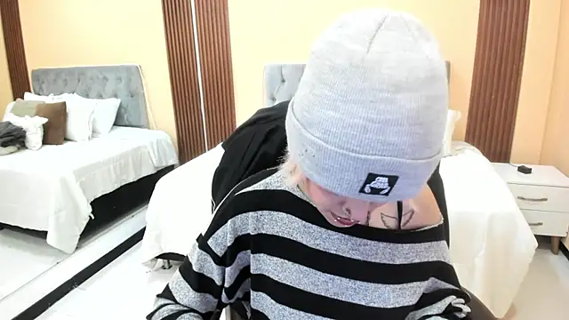 Bela_Craxkerr Cameră chat live