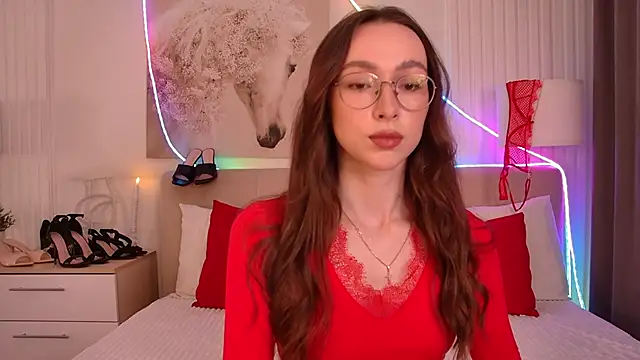 Emily_Simon Adlı Modelin Canlı XXX Sohbeti
