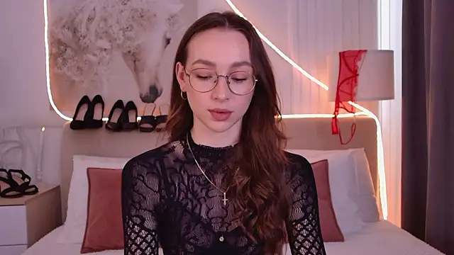 Emily_Simon Live XXX Chat