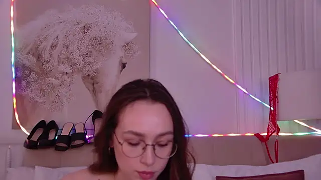 Emily_Simon Chat XXX live