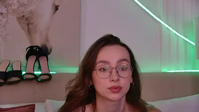 Emily_Simon's Live XXX Chat