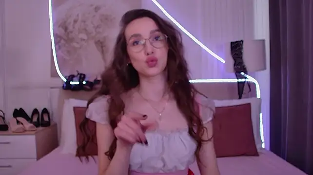 Živý XXX chat Emily_Simon