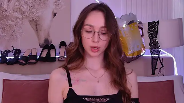 Chatroom XXX en direct de Emily_Simon
