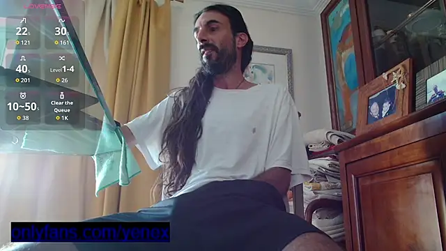 Show modela aircum99 na web-kameri