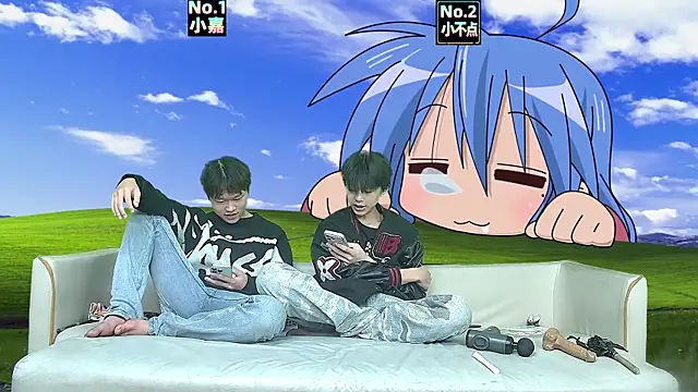 Show modela xiaohuangren01 na web-kameri