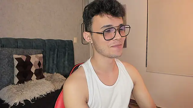 Alhan_Twink: вебкам-шоу