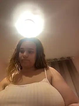 ChelseaOnCam Adlı Modelin Canlı XXX Sohbeti
