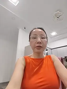 Famrita 网络视讯表演