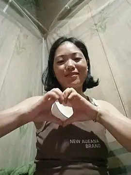 kotaka-shoow's Live XXX Chat