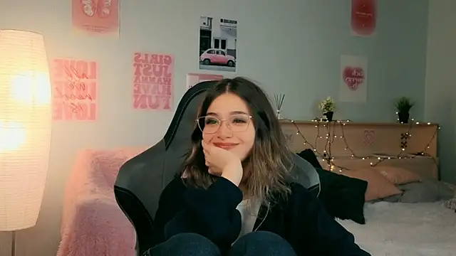 dinnerwithflowers' Live XXX Chat