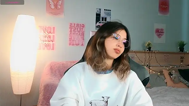 dinnerwithflowers' Live XXX Chat