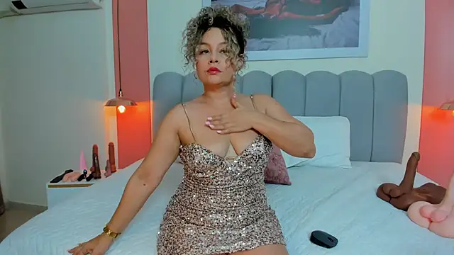 EmmaBoydn Live XXX chat