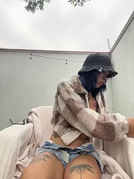 Namii_cute Show in webcam