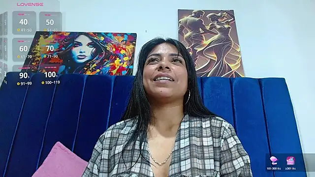 Bombom_brown1 Adlı Modelin Canlı XXX Sohbeti