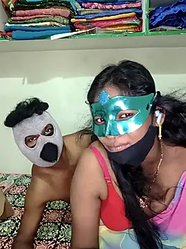 Show modela hotcopuleandsweet na web-kameri