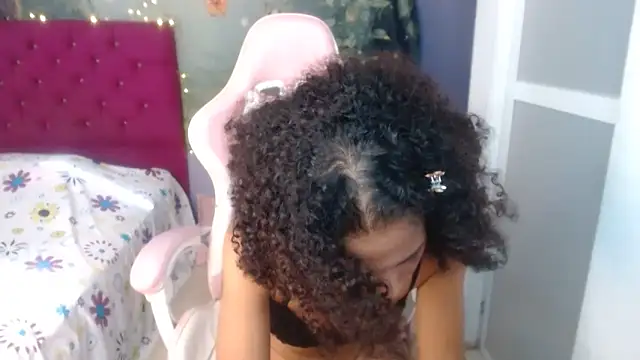 rosa_skinny's Live XXX Chat