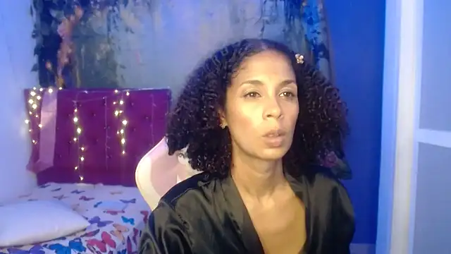 Chat XXX en directo de rosa_skinny