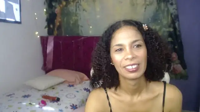 rosa_skinny Chat XXX in diretta