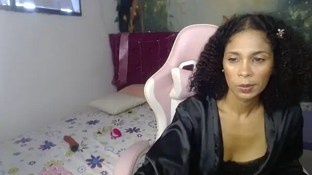 rosa_skinny's Live XXX Chat