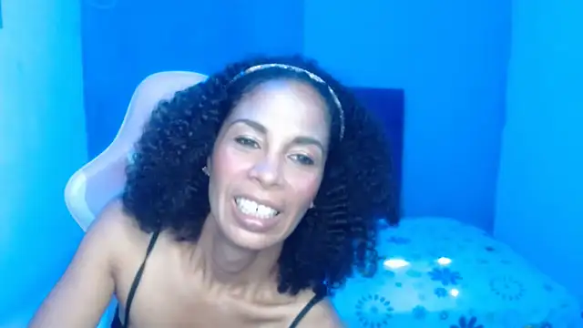 rosa_skinny Chat XXX live