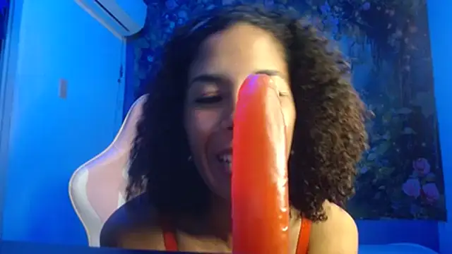 rosa_skinny's Live XXX Chat