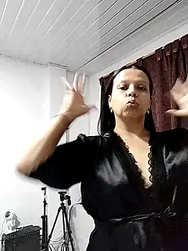 Chat +18 de RossyAlvarez ao vivo