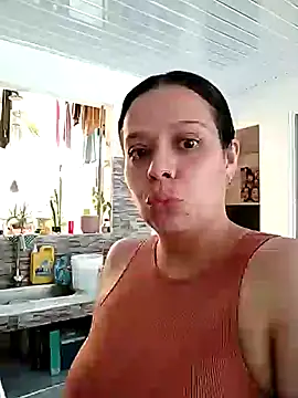 Chat XXX en directo de RossyAlvarez