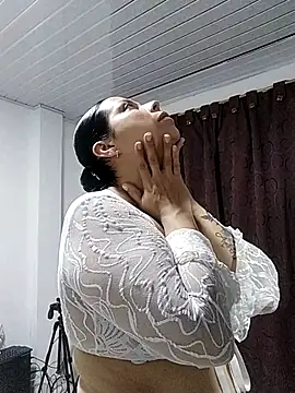 Živý XXX chat RossyAlvarez