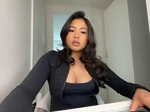 TitiTinyThai's Webcam Show