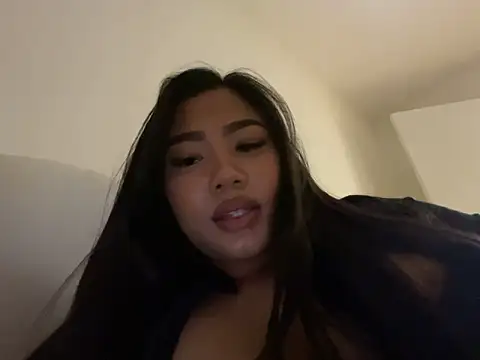 TitiTinyThai webcam show