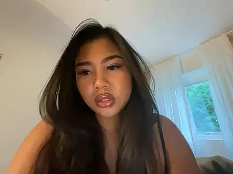 TitiTinyThai webcam show