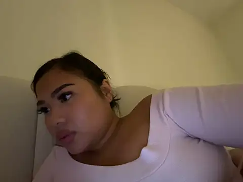 TitiTinyThain Webbikameraesitys